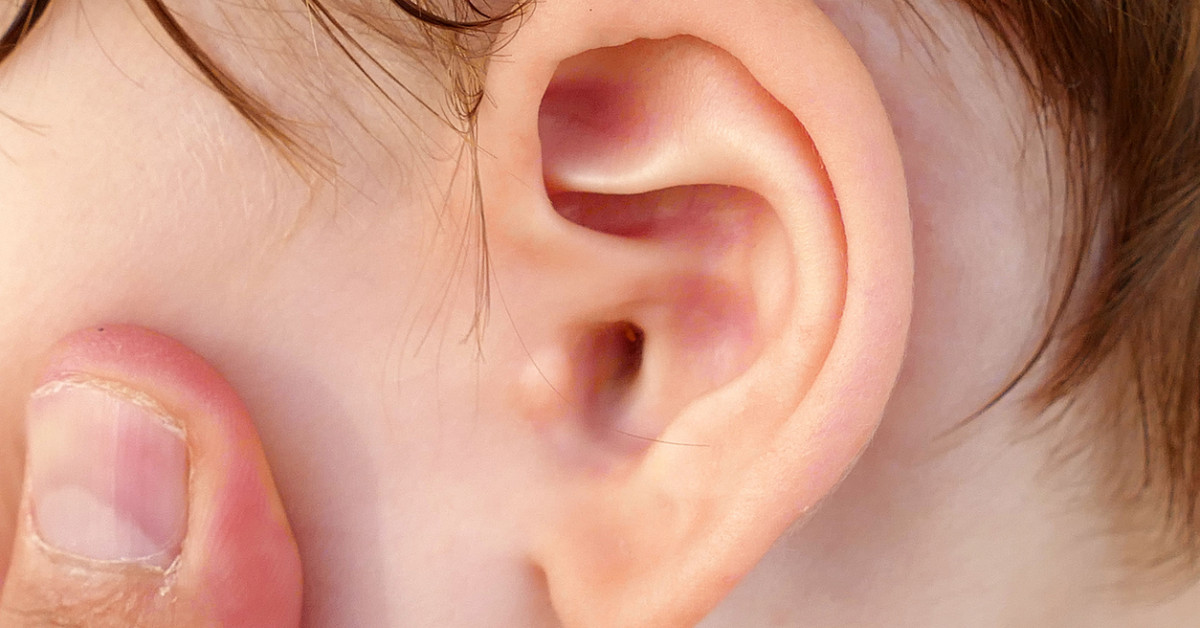 Featured Review: Assessing the effects of ear drops (or sprays) to remove  or aid the removal of ear wax in adults and children